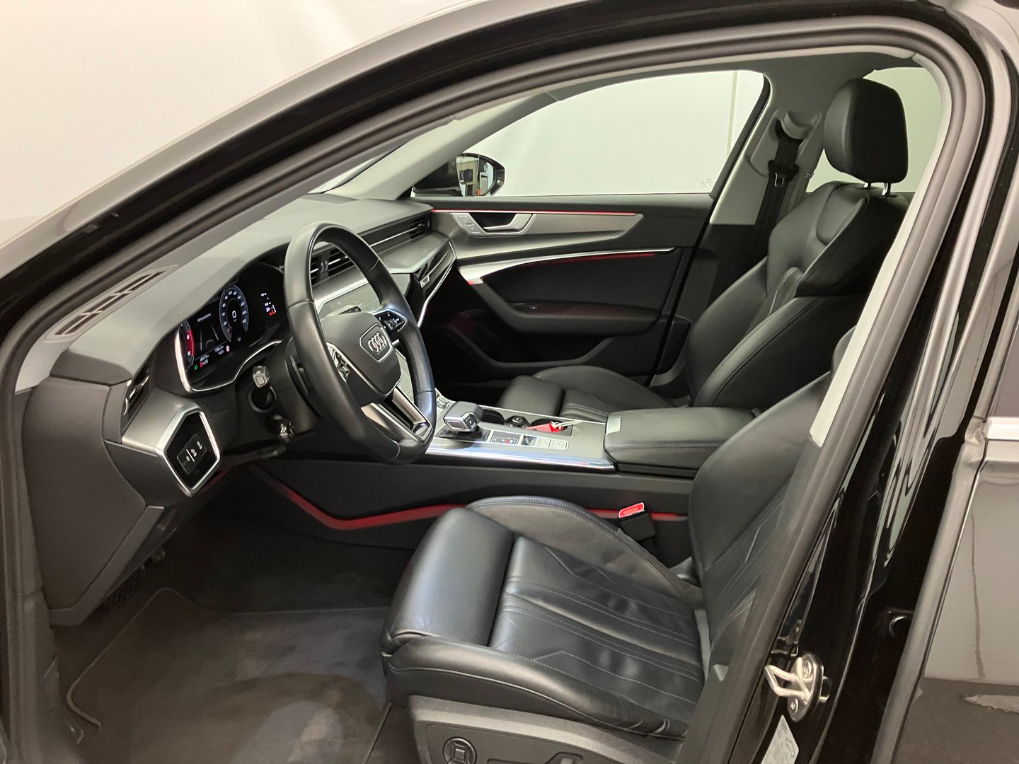 Audi A6 Avant 35 TDI Sport | Bild 11 von 29