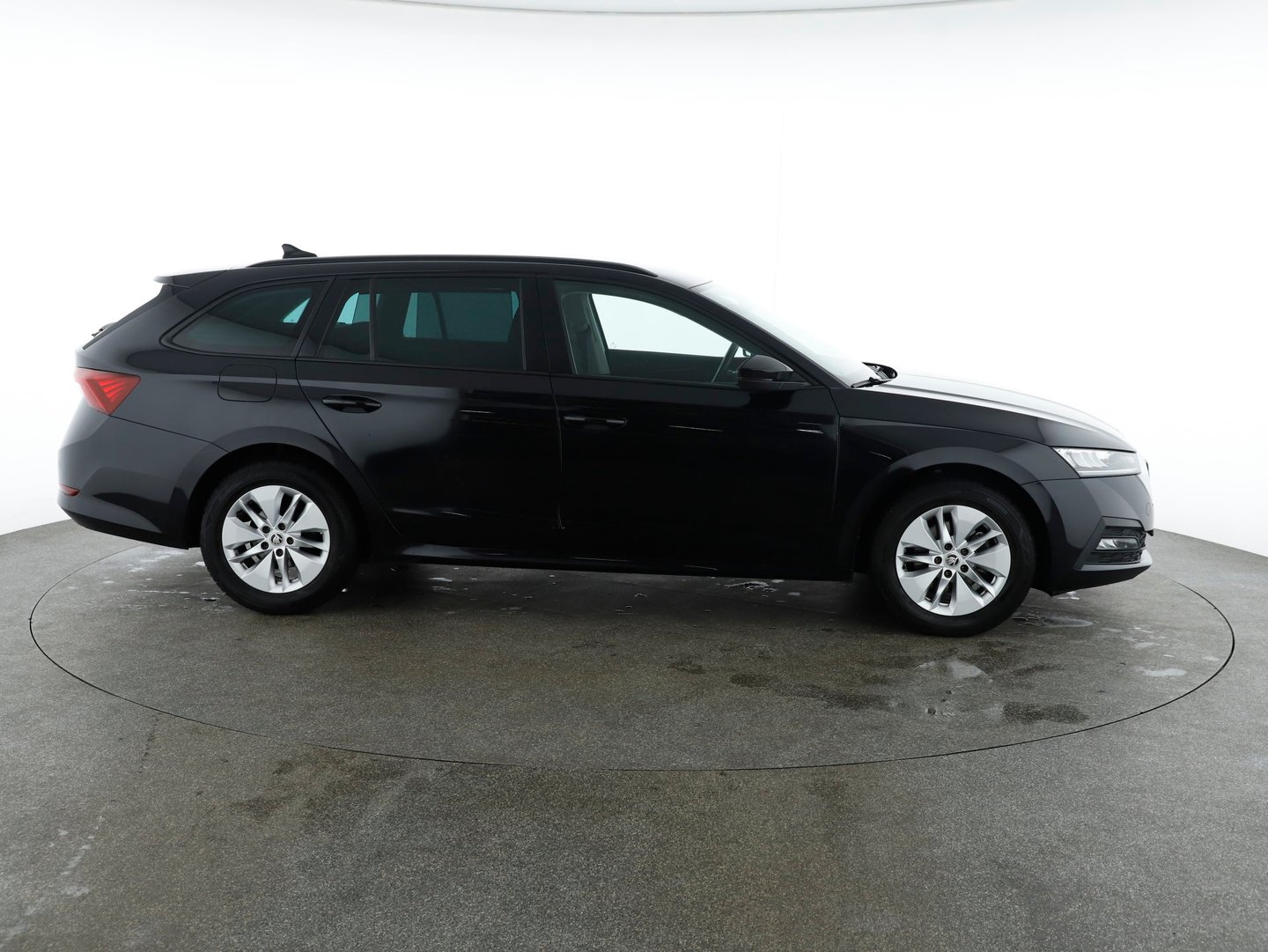 Škoda OCTAVIA Combi Ambition TDI | Bild 6 von 25