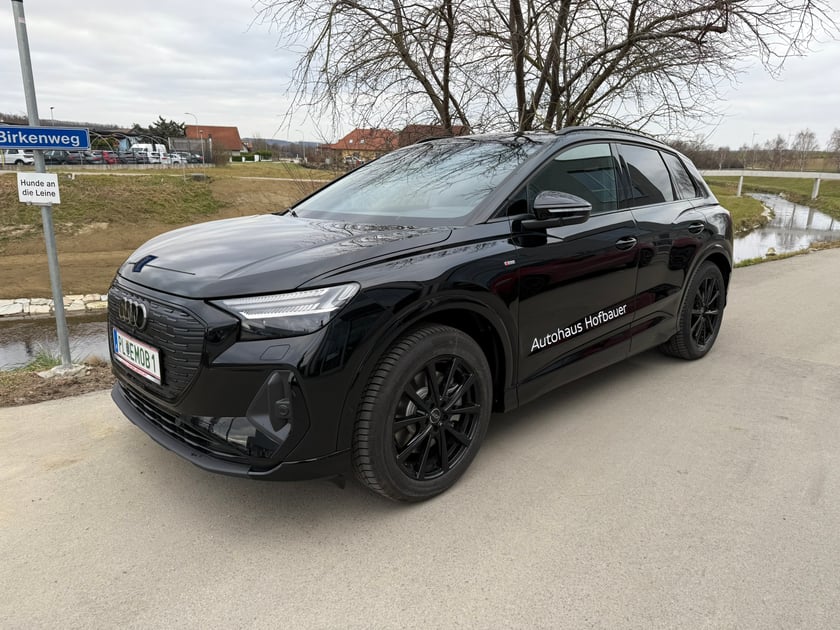 Audi Q4 45 e-tron business