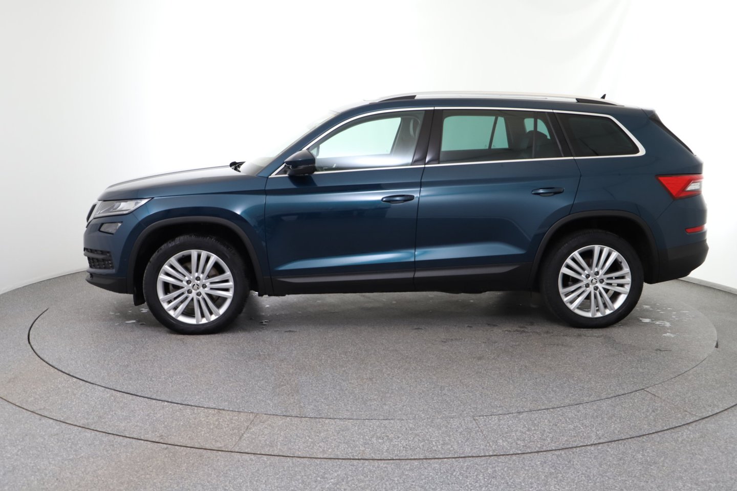 Škoda KODIAQ Style TDI SCR DSG | Bild 2 von 32