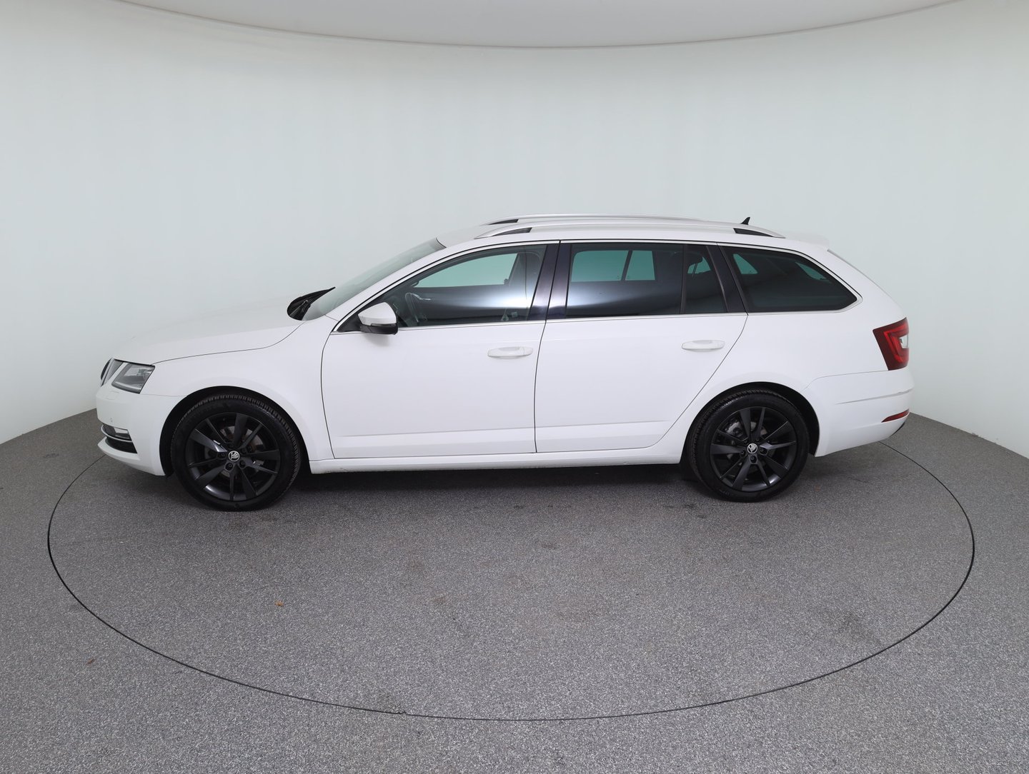 Škoda OCTAVIA Combi Style Limited TDI DSG | Bild 8 von 21