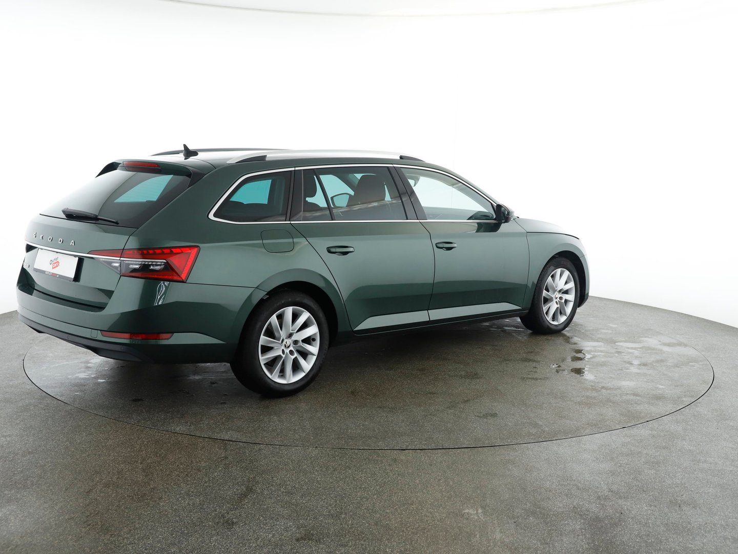 Škoda SUPERB Combi Style TDI SCR DSG | Bild 5 von 32