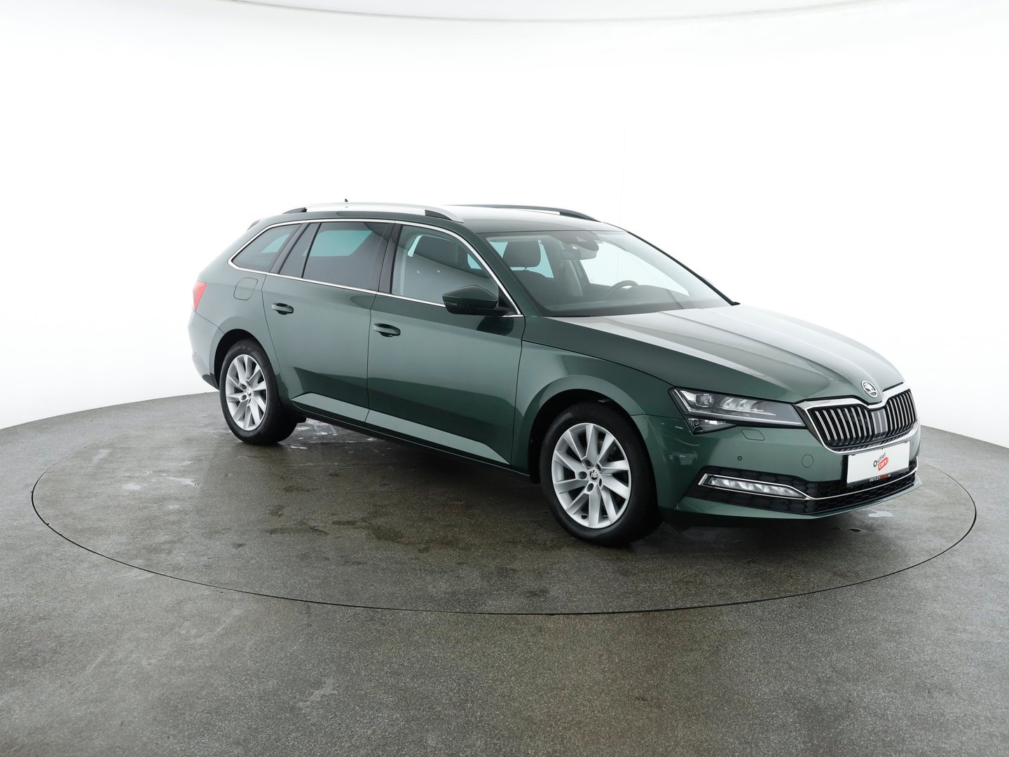 Škoda SUPERB Combi Style TDI SCR DSG | Bild 7 von 32