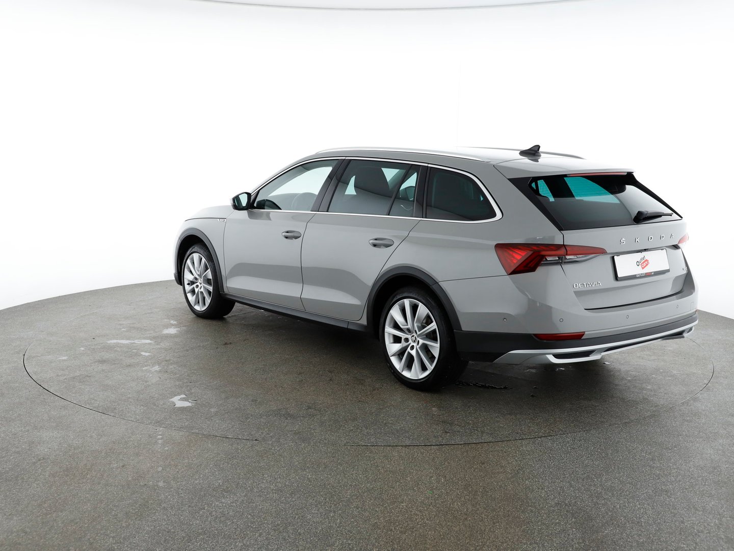 Škoda OCTAVIA Combi 4x4 SCOUT TDI DSG | Bild 7 von 24