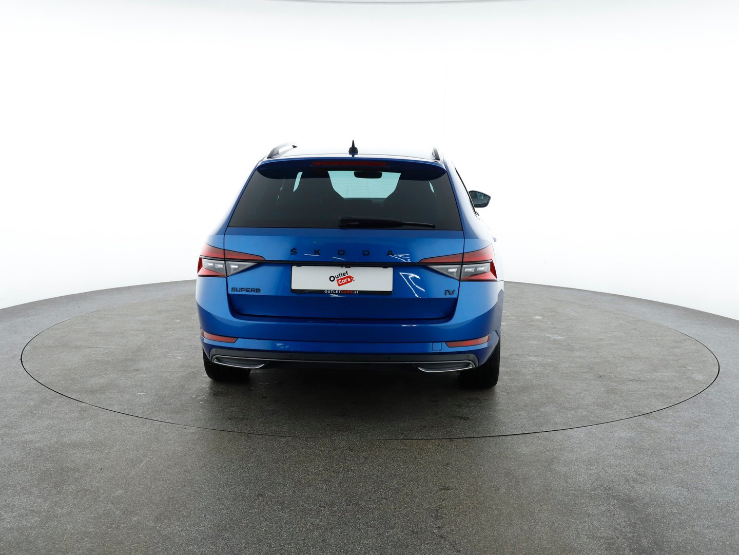Škoda SUPERB Combi iV SPORTLINE DSG | Bild 4 von 31