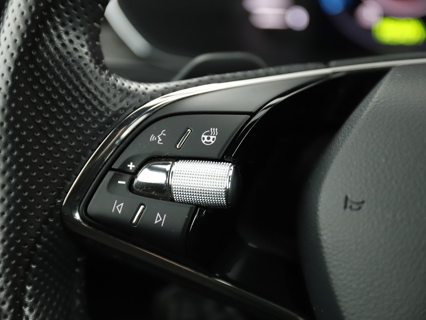Škoda SUPERB Combi iV SPORTLINE DSG | Bild 17 von 31