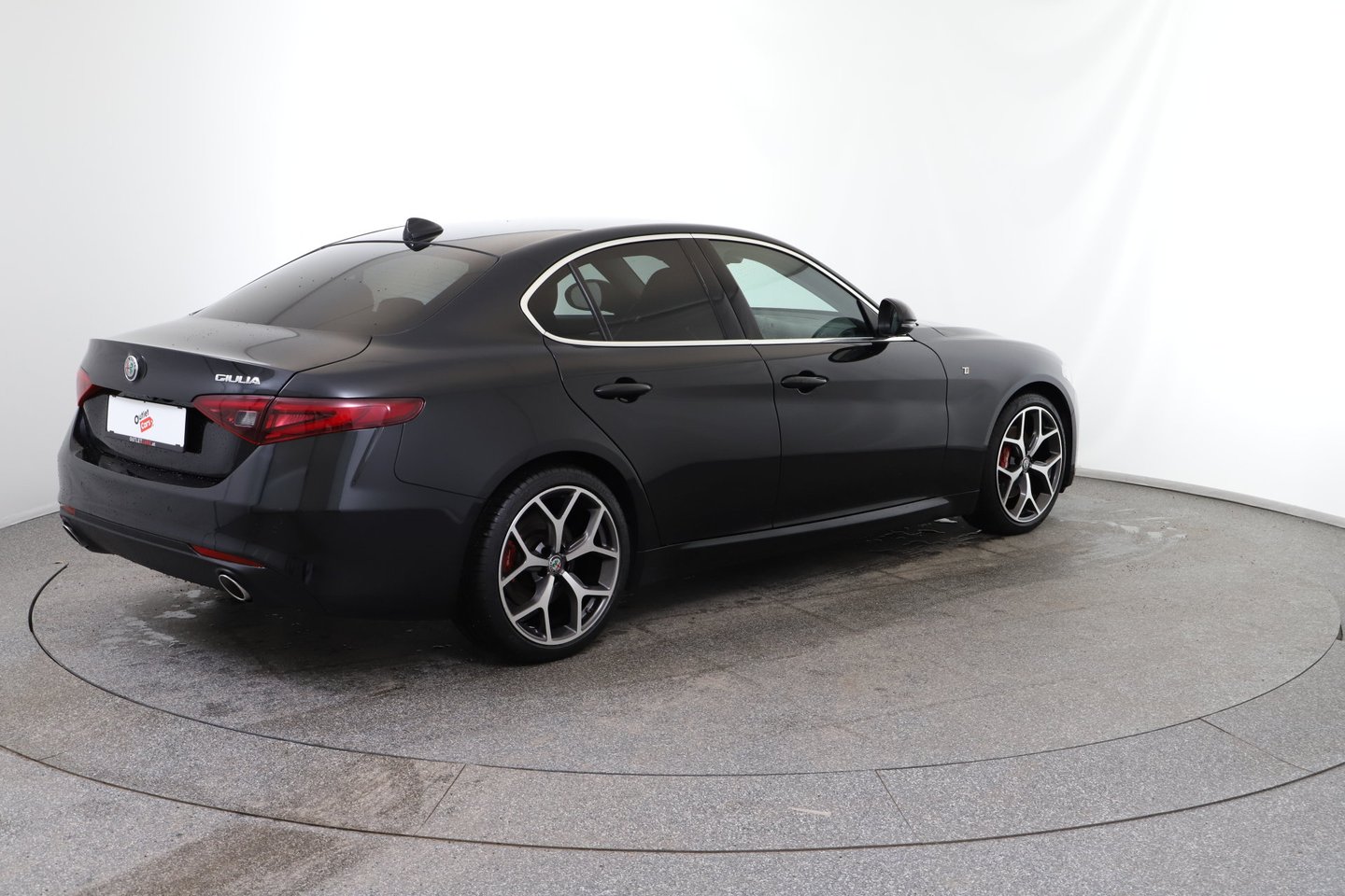 Alfa Romeo Giulia Ti 2,2 16V 190 AT8 | Bild 5 von 25