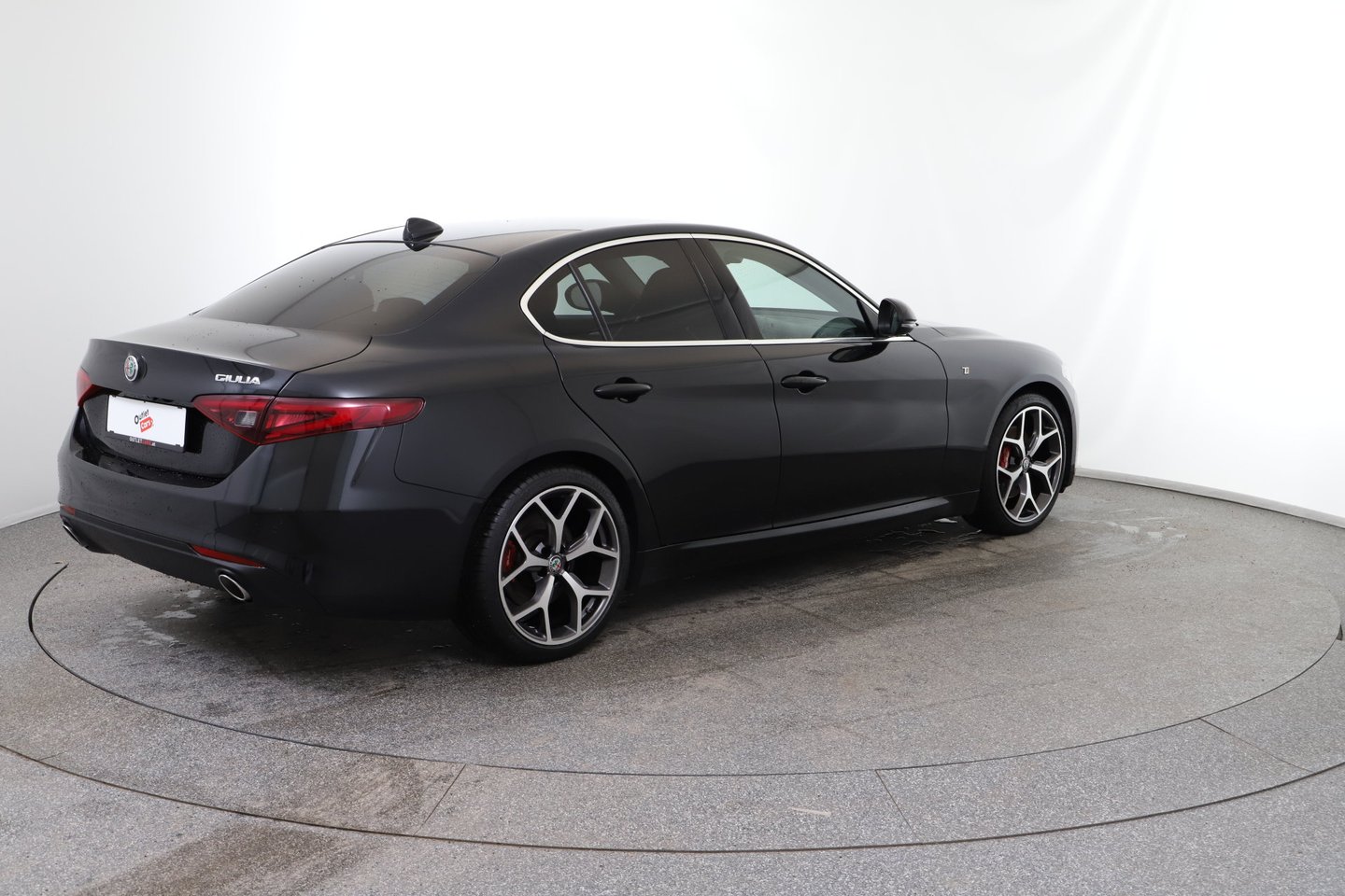 Alfa Romeo Giulia Ti 2,2 16V 190 AT8 | Bild 7 von 25