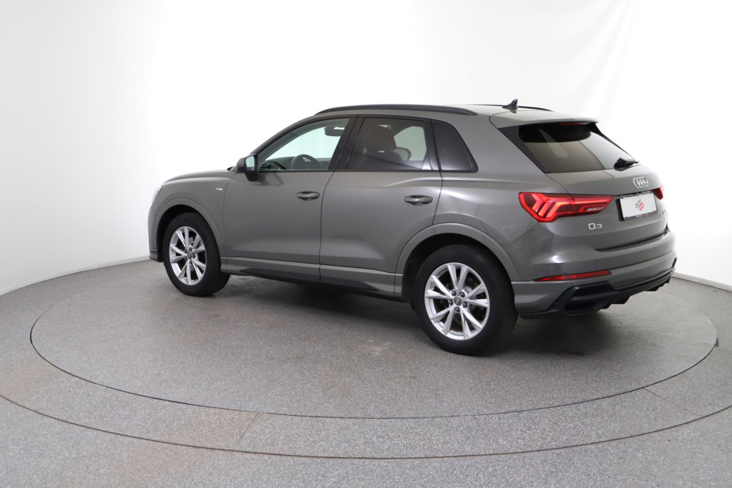 Audi Q3 35 TFSI S line exterieur | Bild 3 von 30