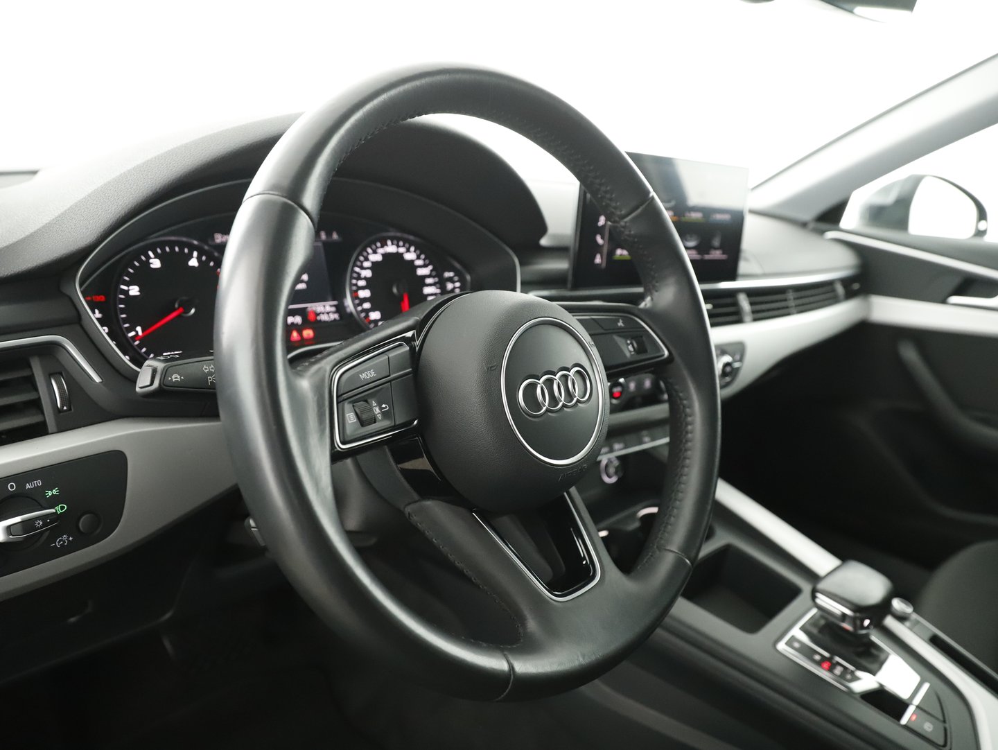 Audi A4 Avant 35 TDI | Bild 6 von 24