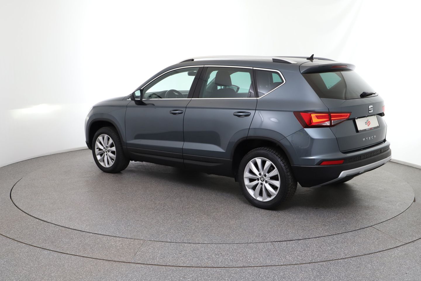 SEAT Ateca 1,6 Style TDI DSG | Bild 3 von 27