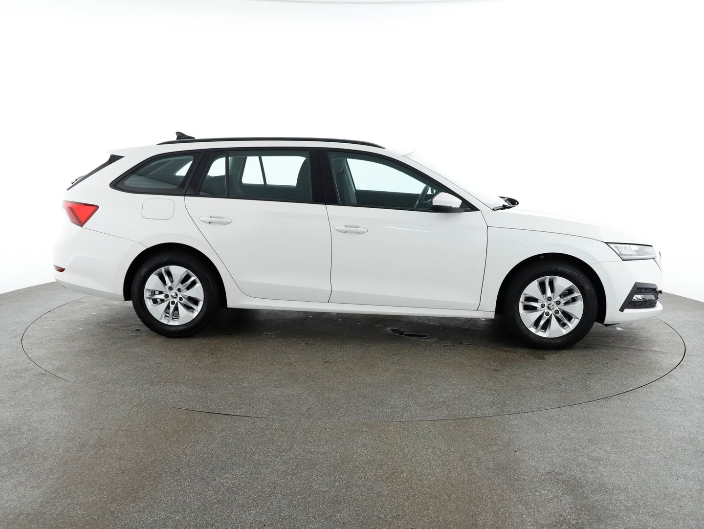 Škoda Octavia Combi Ambition TDI DSG | Bild 6 von 26