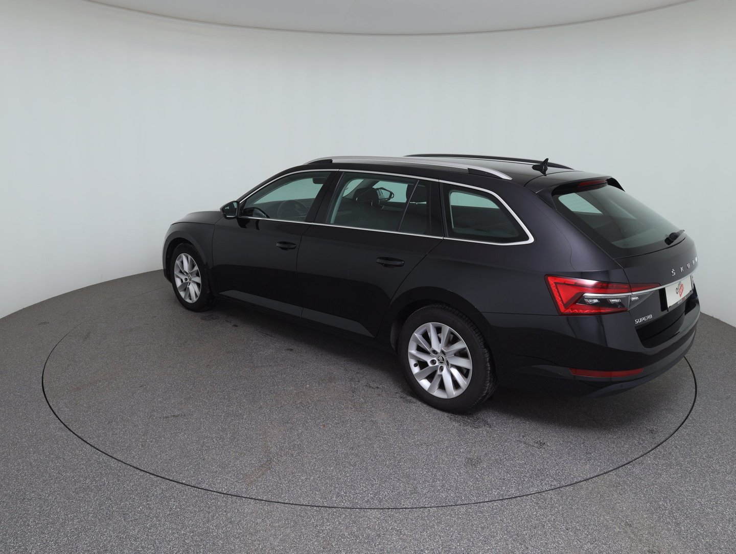 Škoda SUPERB Combi iV Style DSG | Bild 7 von 24