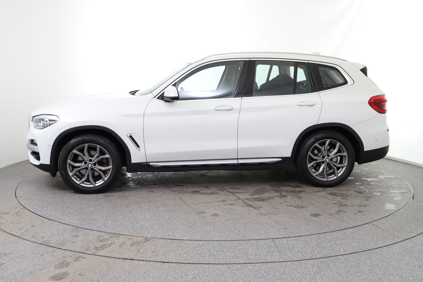 BMW X3 xDrive 20d xLine Aut. | Bild 2 von 27