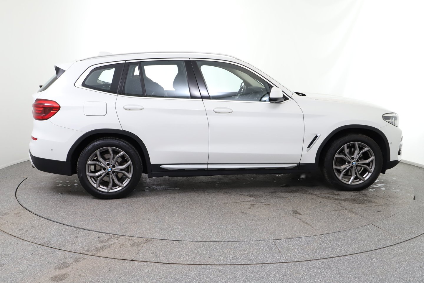 BMW X3 xDrive 20d xLine Aut. | Bild 6 von 27