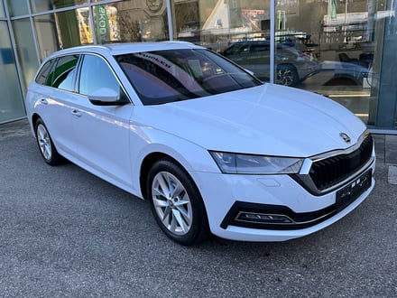 Škoda OCTAVIA Combi Style TSI e-TEC DSG