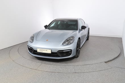 Porsche Panamera 4 E-Hybrid