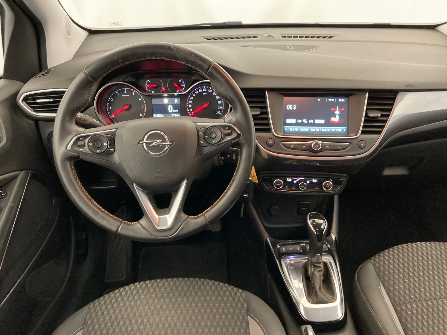 Opel Crossland X 1,5 CDTI BlueIn. Innovation Start/Stop System | Bild 11 von 25