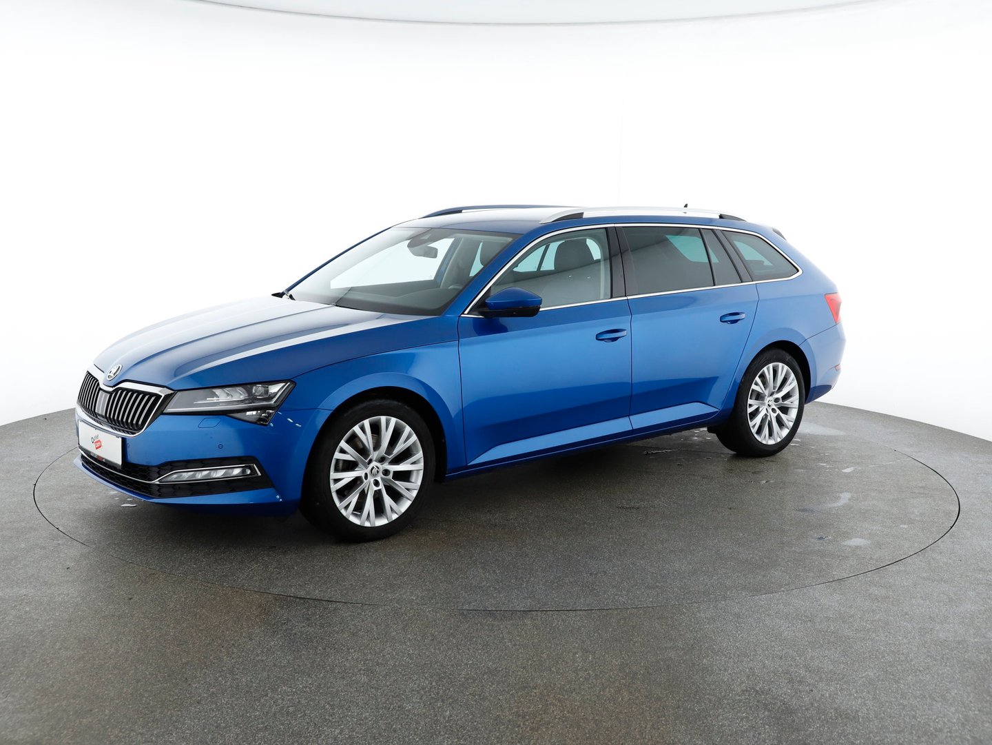 Škoda SUPERB Combi 4x4 Style TDI DSG | Bild 1 von 30