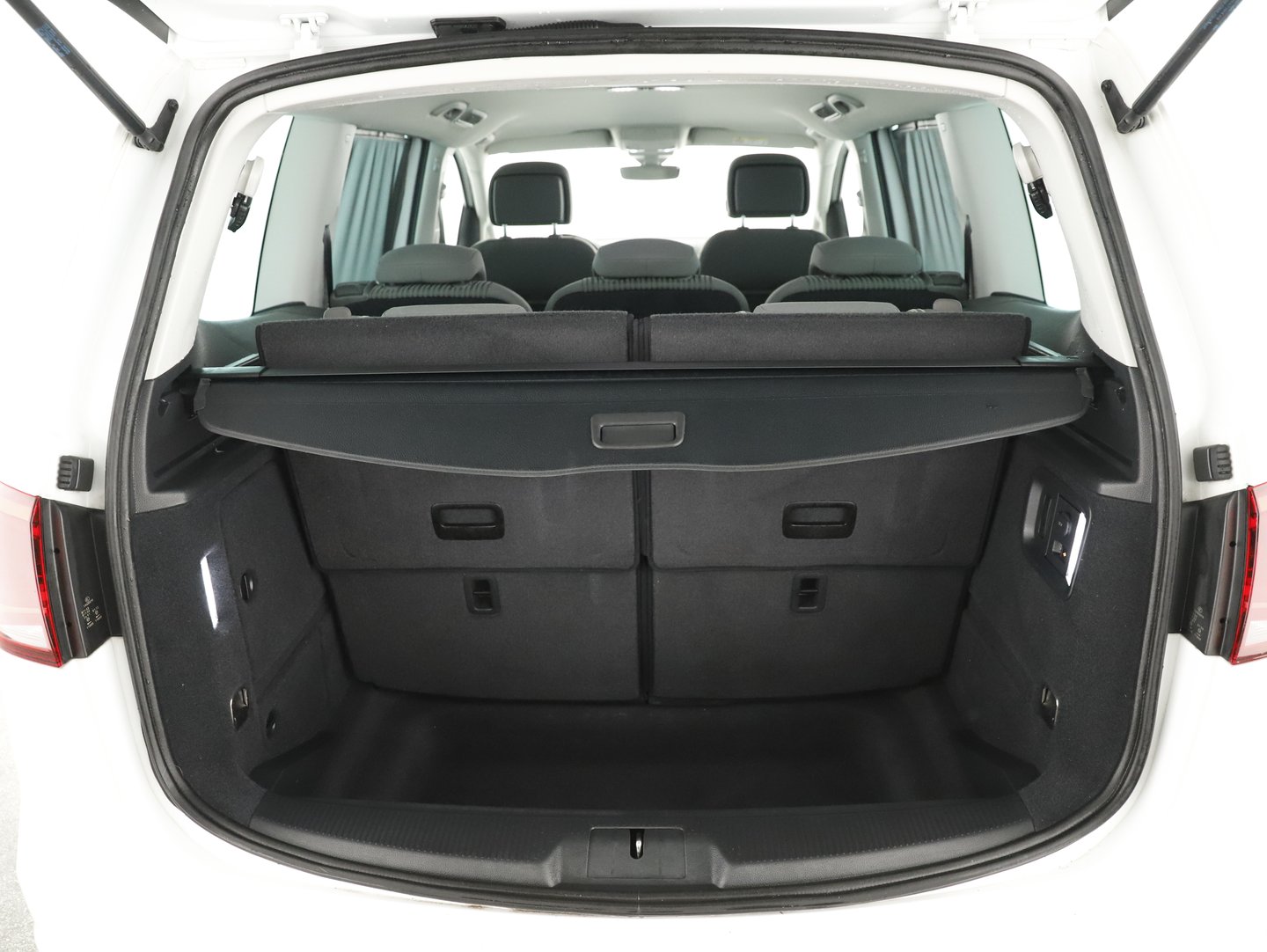 SEAT Alhambra Executive TDI DSG 4Drive | Bild 11 von 15