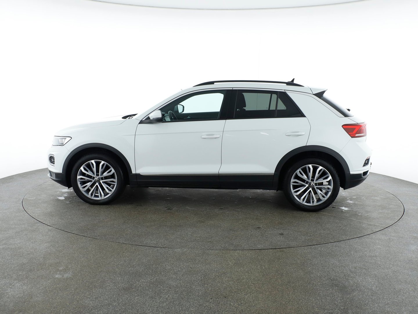 VW T-Roc Sport TDI SCR 4MOTION DSG | Bild 2 von 28