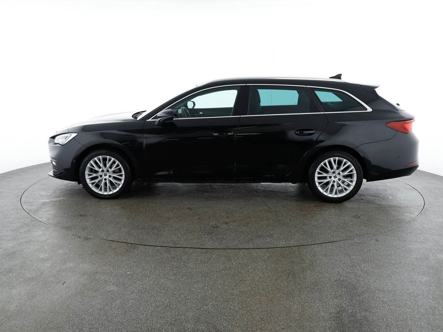 SEAT Leon SP Xcellence TDI DSG | Bild 2 von 26