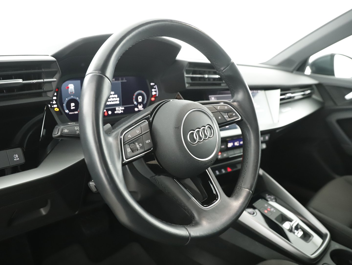 Audi A3 Sportback 35 TDI S line exterieur | Bild 6 von 22