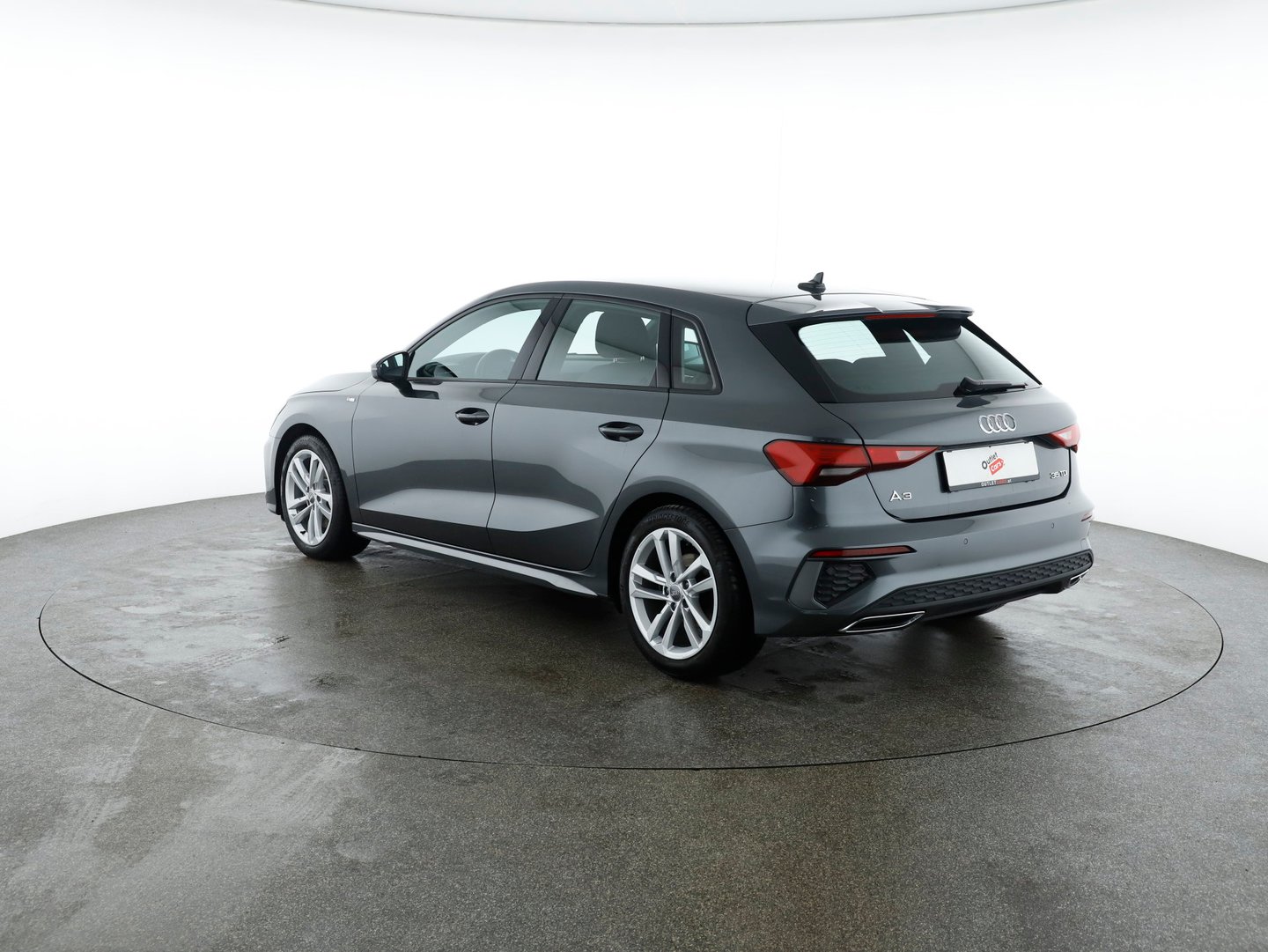 Audi A3 Sportback 35 TDI S line exterieur | Bild 2 von 22