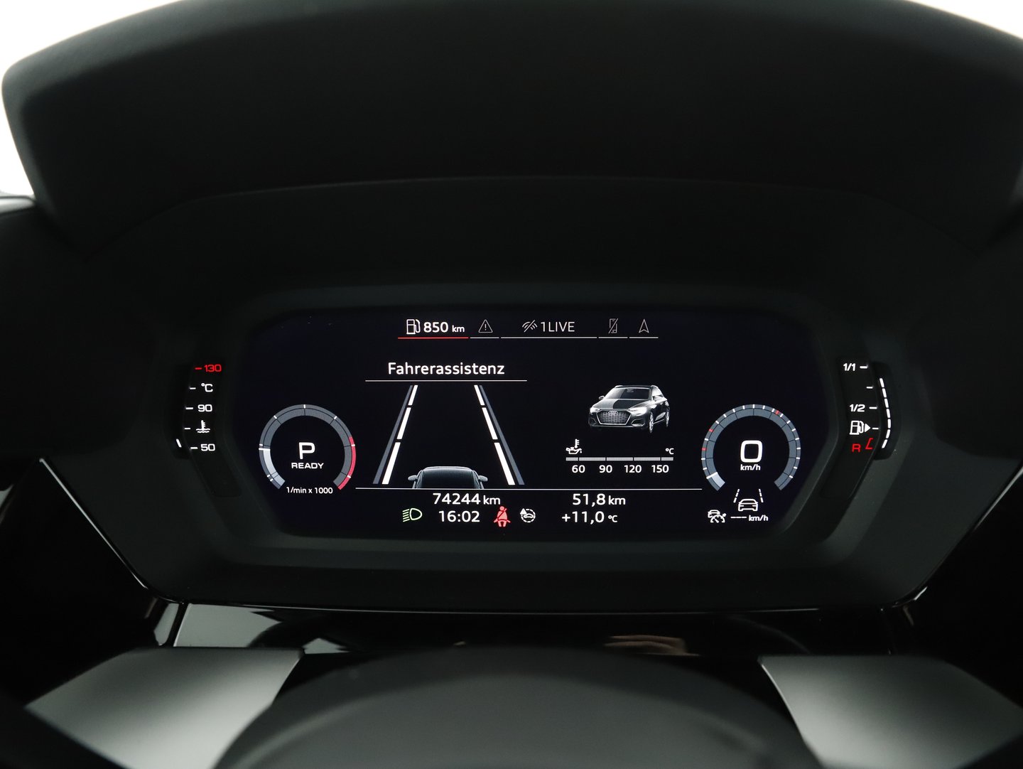Audi A3 Sportback 35 TDI S line exterieur | Bild 8 von 22