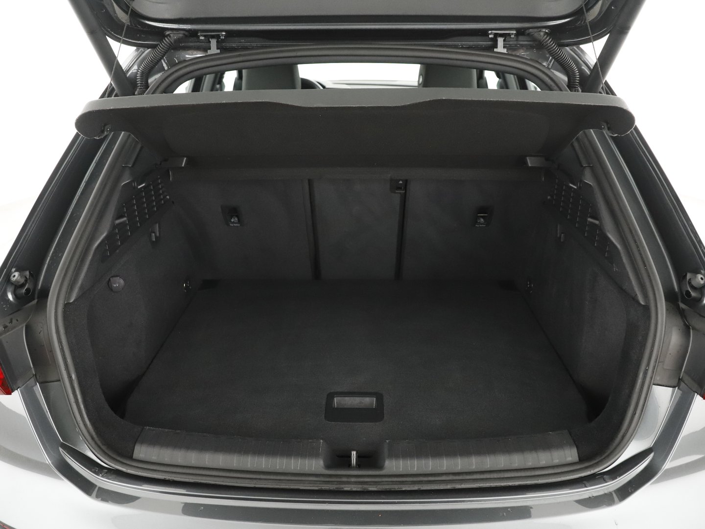 Audi A3 Sportback 35 TDI S line exterieur | Bild 19 von 22