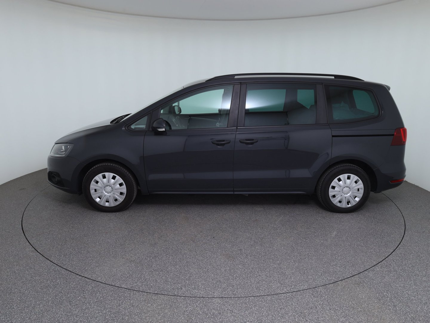 SEAT Alhambra Business TDI | Bild 8 von 23