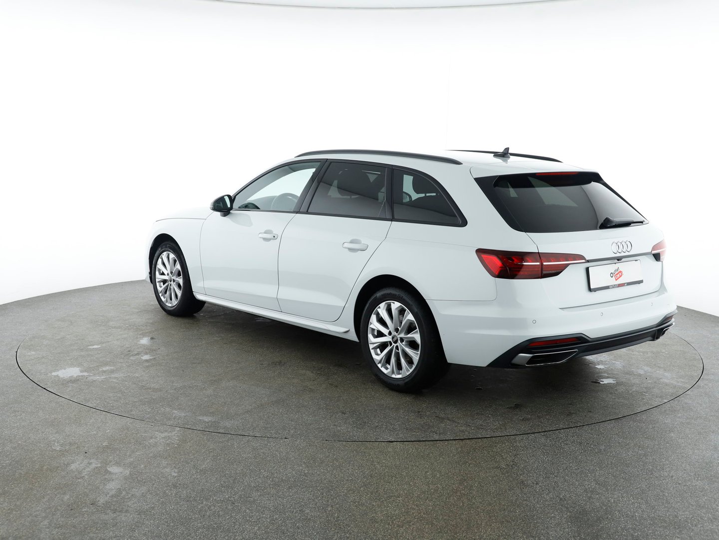 Audi A4 Avant 30 TDI advanced | Bild 2 von 22