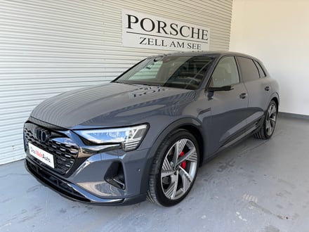 Audi Q8 50 e-tron quattro business