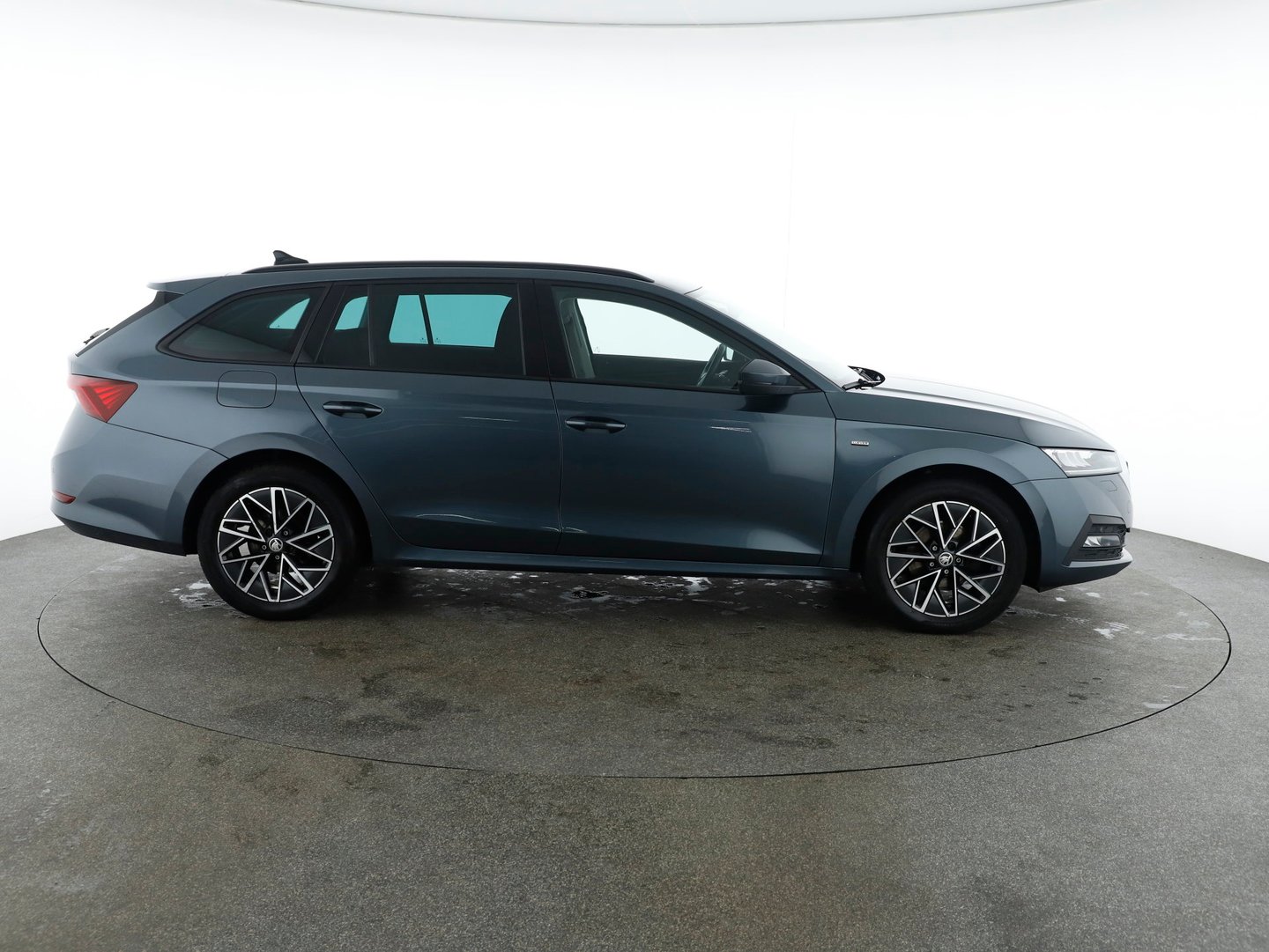 Škoda OCTAVIA Combi Ambition TDI | Bild 6 von 27