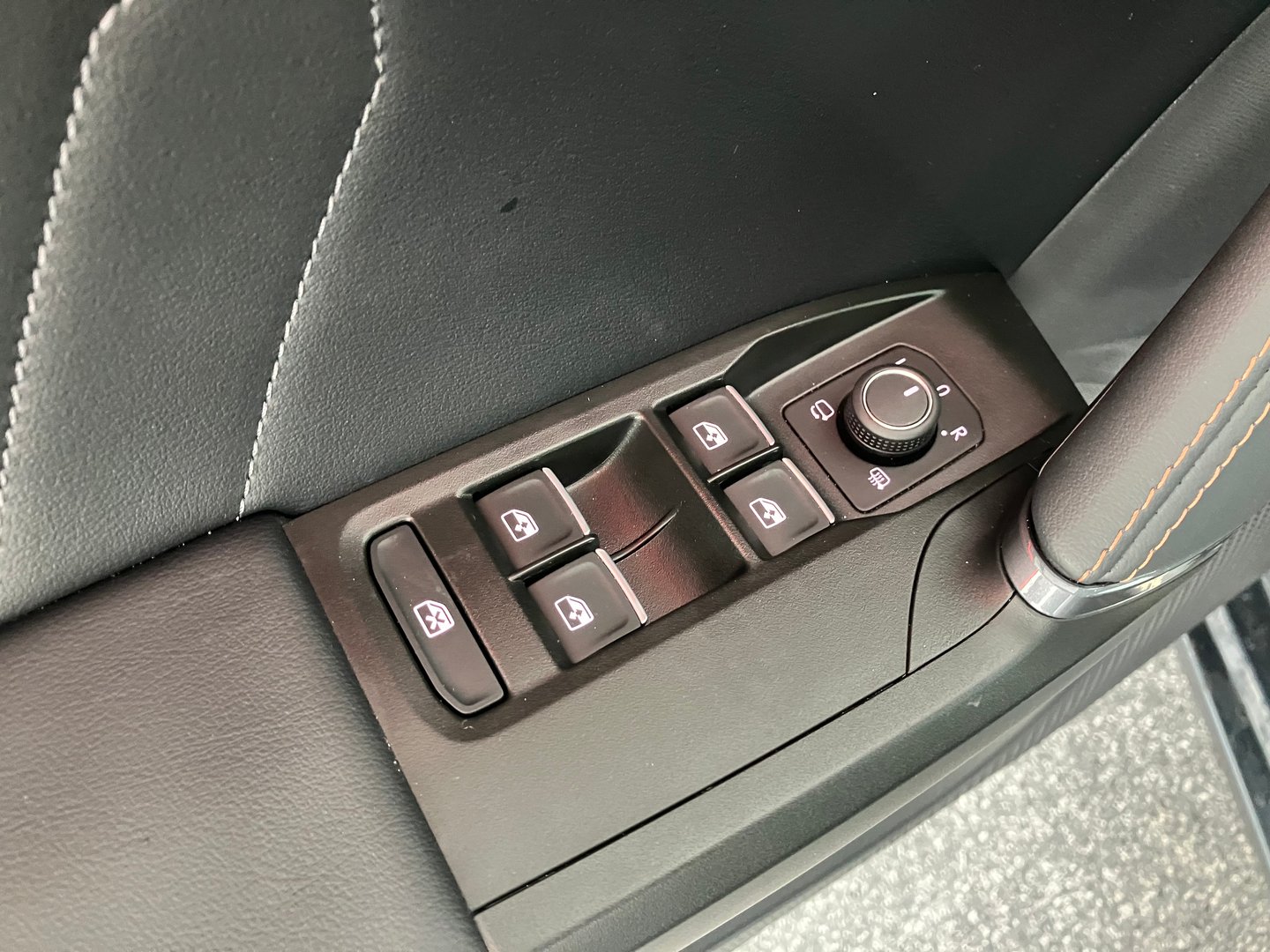 CUPRA Leon SP Kombi 1.5 eTSI DSG 150 | Bild 11 von 28