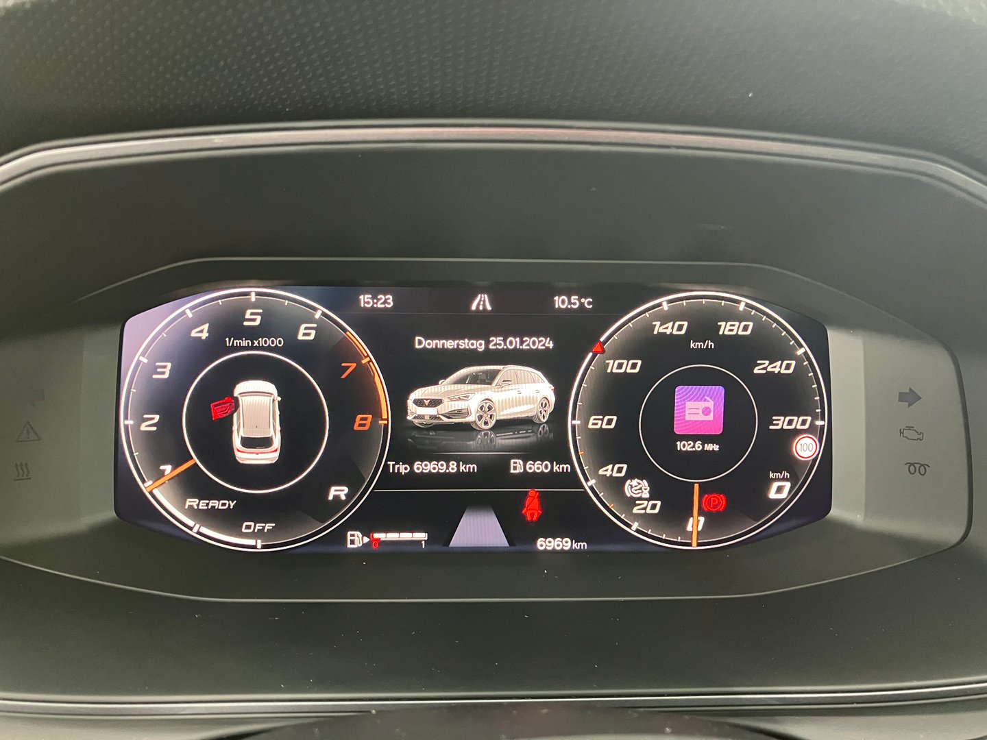 CUPRA Leon SP Kombi 1.5 eTSI DSG 150 | Bild 15 von 28