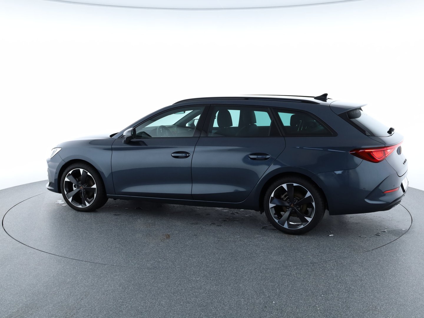 CUPRA Leon SP Kombi 1.5 eTSI DSG 150 | Bild 7 von 28