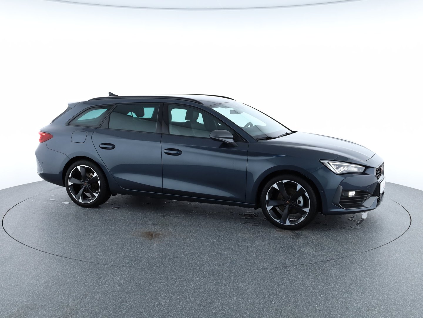 CUPRA Leon SP Kombi 1.5 eTSI DSG 150 | Bild 3 von 28