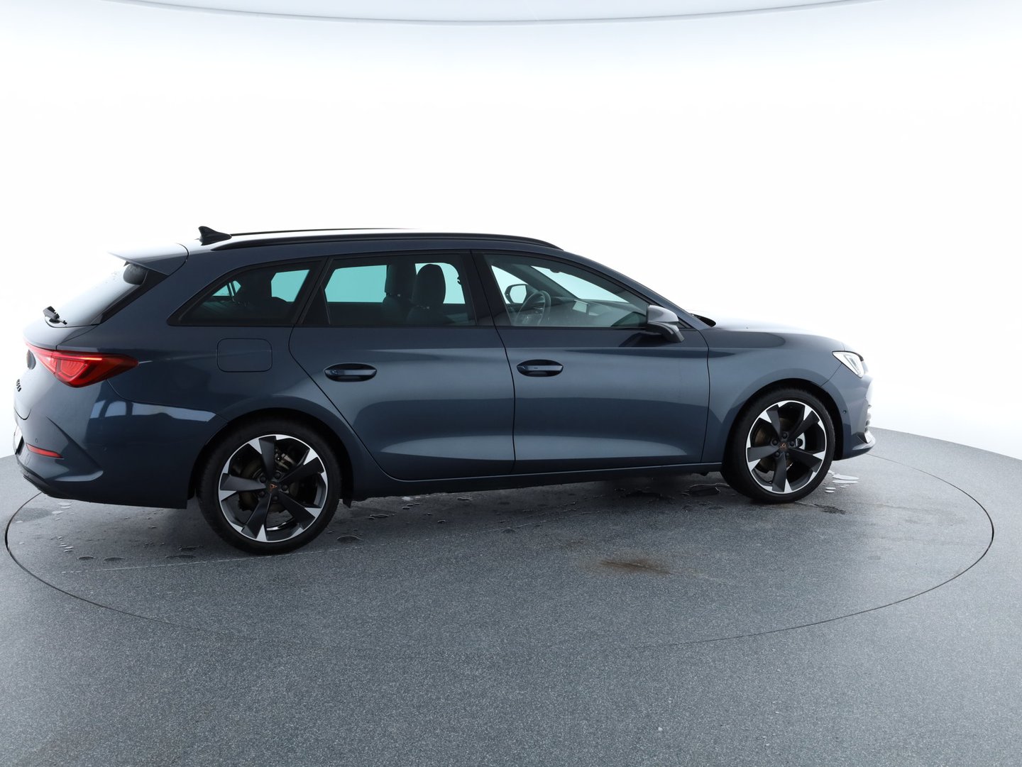 CUPRA Leon SP Kombi 1.5 eTSI DSG 150 | Bild 4 von 28