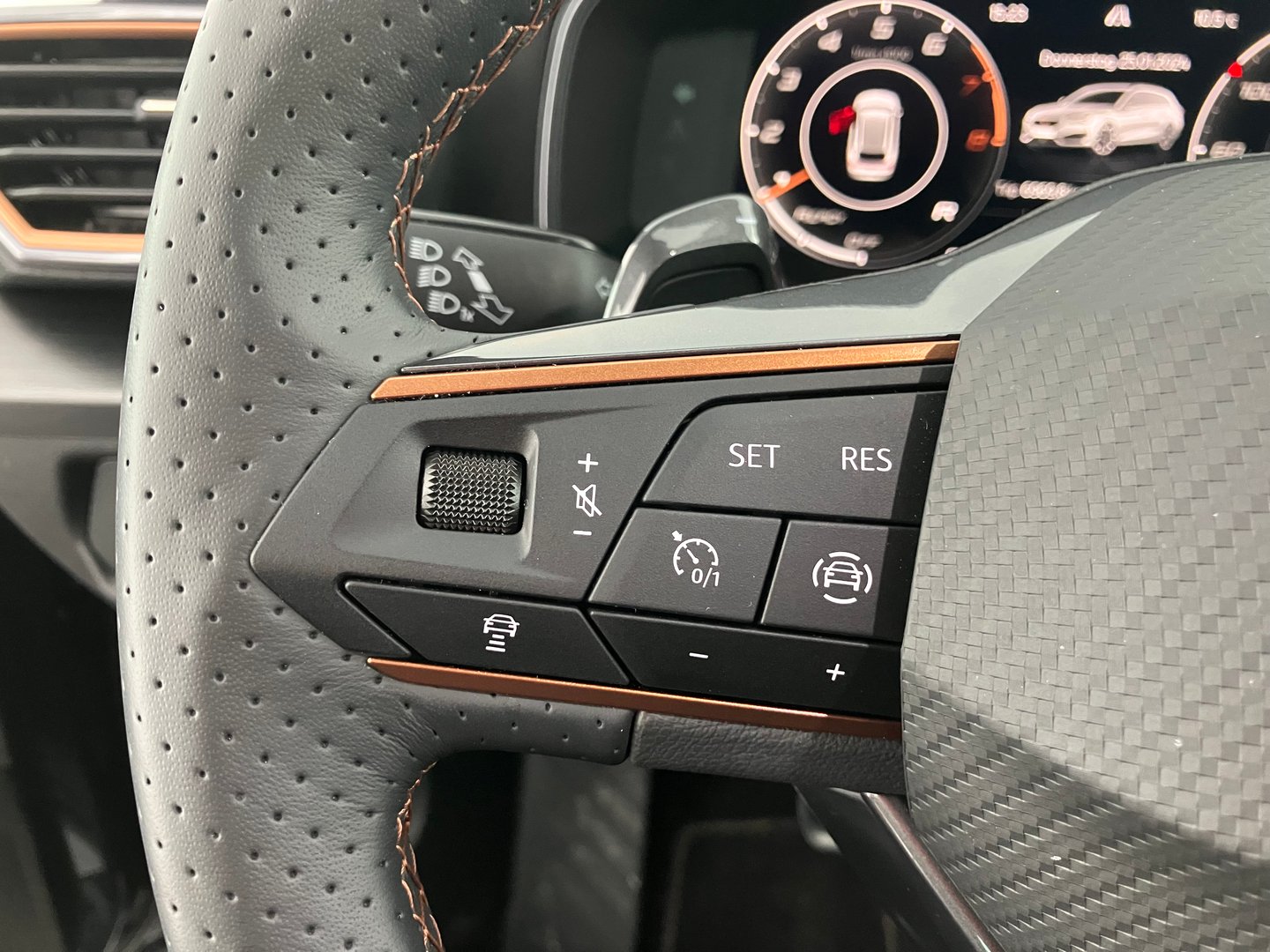 CUPRA Leon SP Kombi 1.5 eTSI DSG 150 | Bild 17 von 28