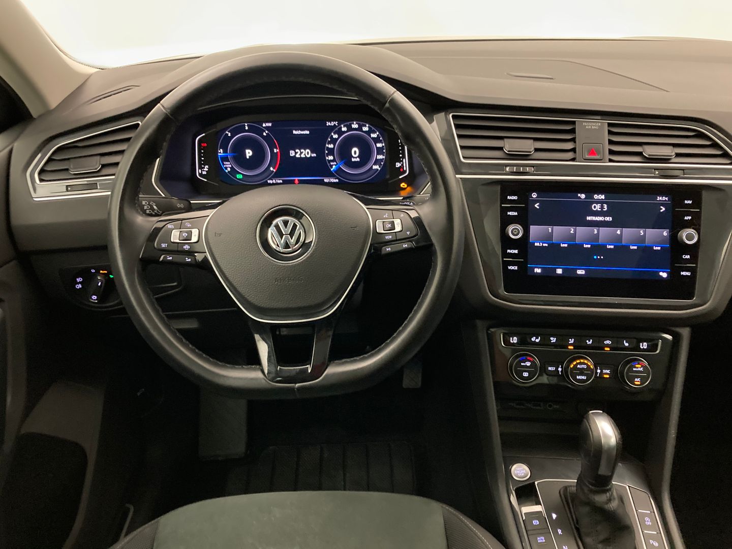 VW Tiguan 2,0 TDI SCR Highline DSG | Bild 11 von 25