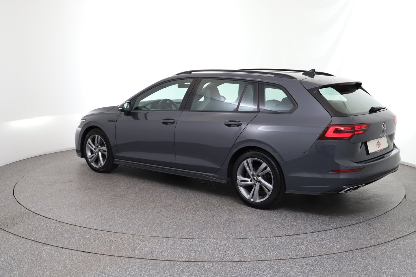 VW Golf Variant 2,0 TDI R-Line DSG | Bild 3 von 29