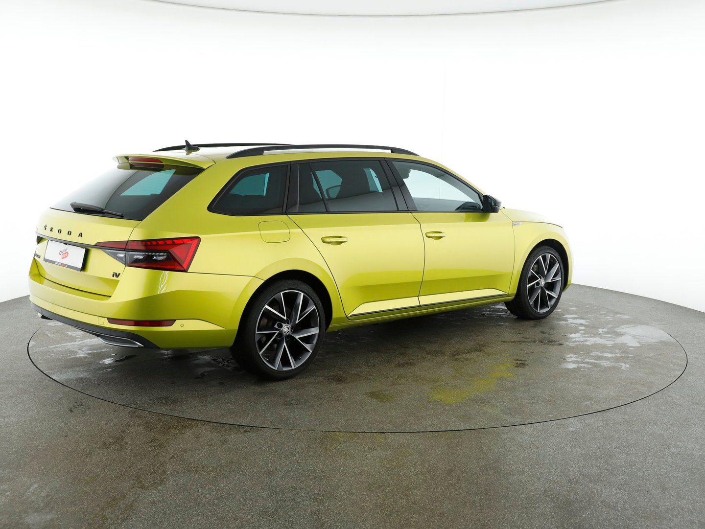 Škoda SUPERB Combi iV SPORTLINE DSG | Bild 5 von 32