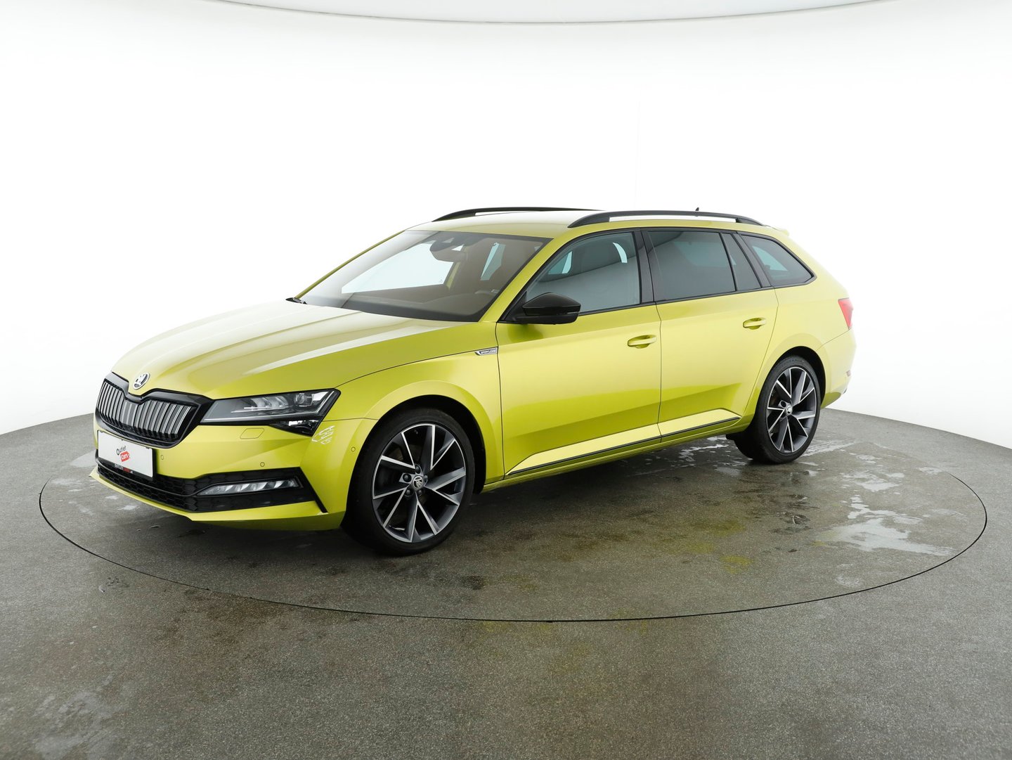 Škoda SUPERB Combi iV SPORTLINE DSG | Bild 1 von 32