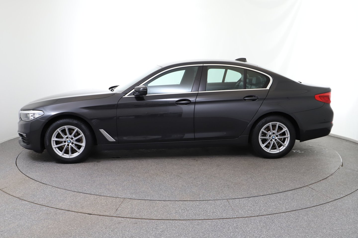 BMW 520d Aut. | Bild 2 von 27