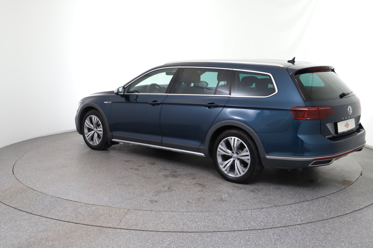 VW Passat Alltrack TDI SCR 4MOTION DSG | Bild 3 von 31