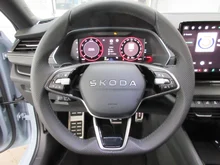Škoda Octavia Combi Sportline TDI DSG in Patina-Grau