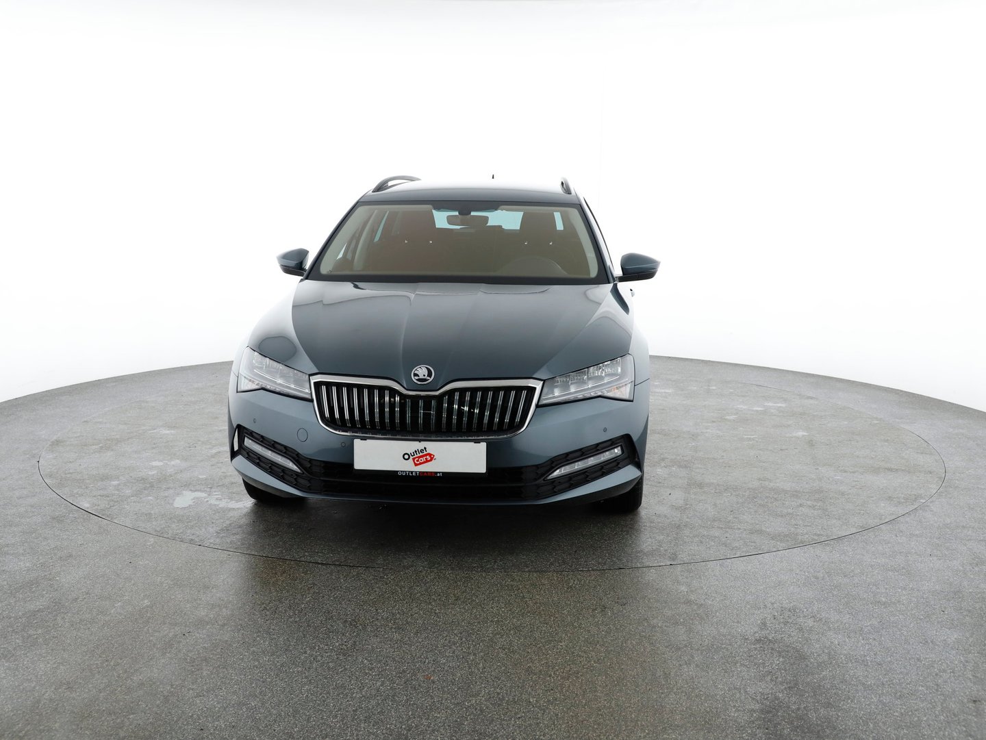 Škoda Superb Kombi 2,0 TDI 4x4 Ambition DSG | Bild 8 von 29