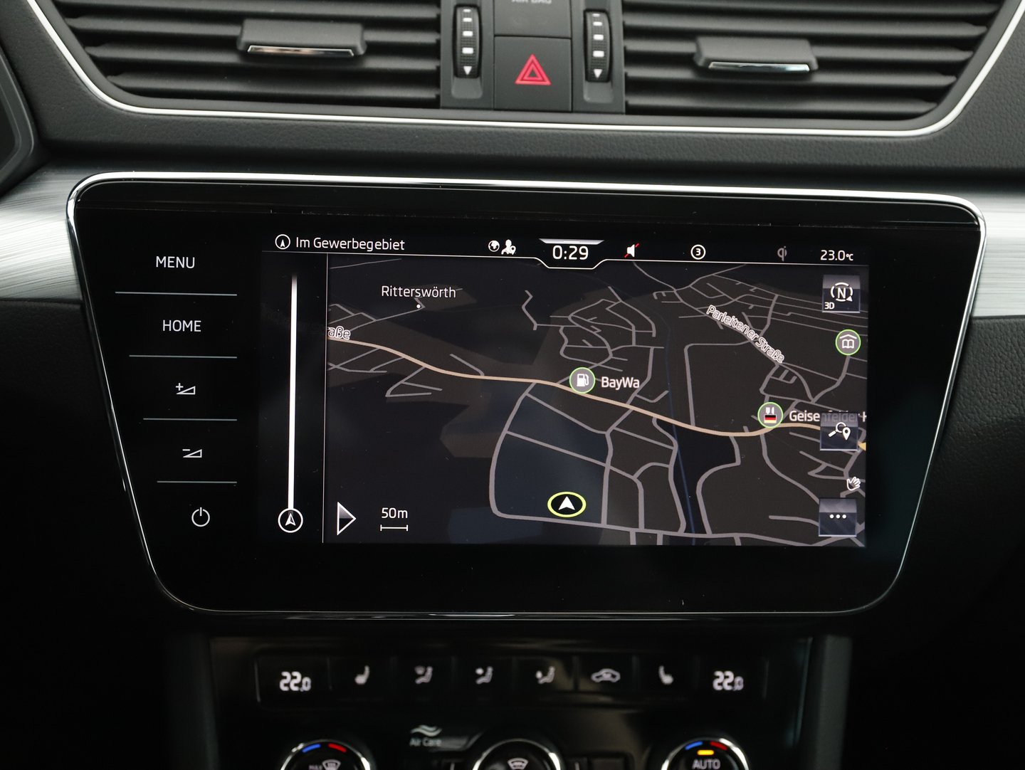 Škoda Superb Kombi 2,0 TDI 4x4 Ambition DSG | Bild 20 von 29