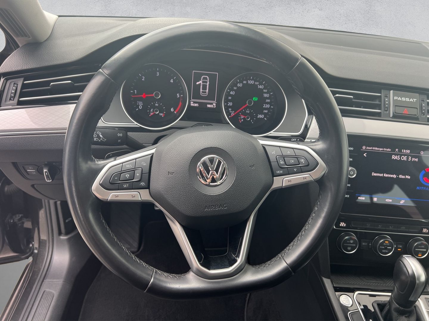 VW Passat Business 1,6 SCR TDI DSG | Bild 7 von 18